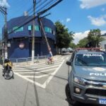 poste caído após colisão de viatura