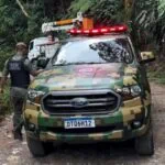 Ciclista sofre descarga elétrica ao encostar em fiação da Enel caída em rua de Ribeirão Pires