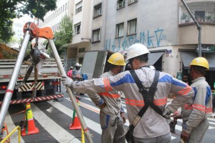caminhões da enel
