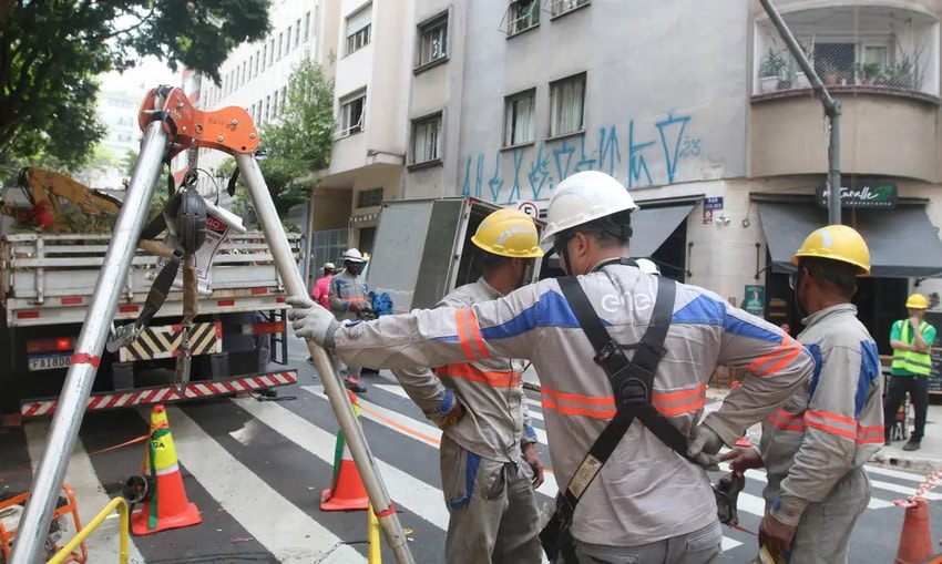 caminhões da enel