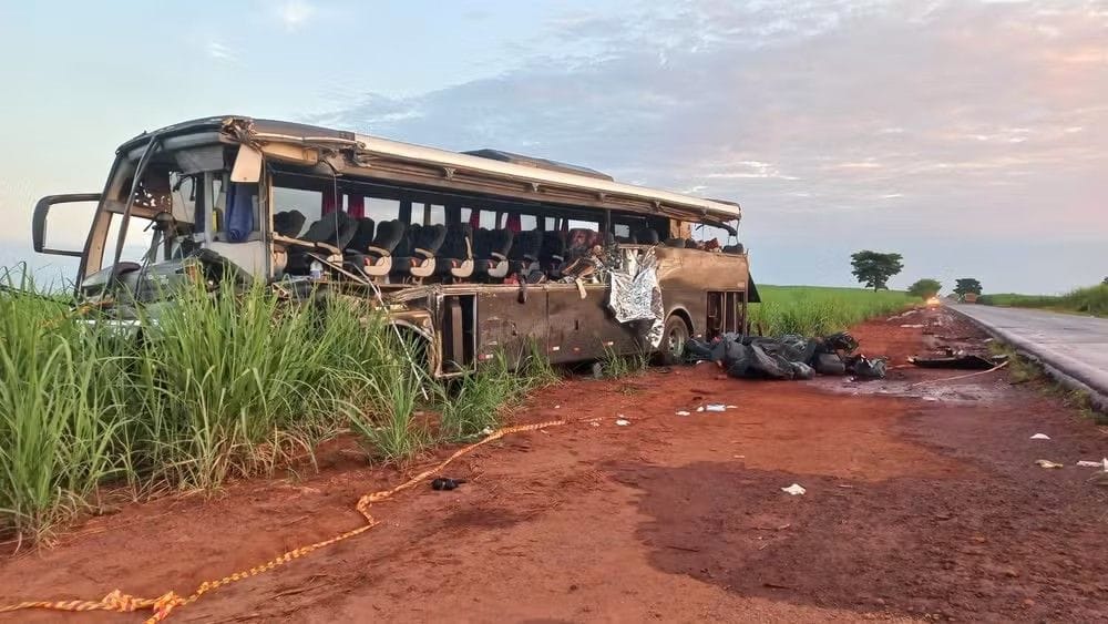 acidente com ônibus