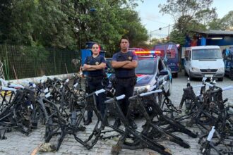 Cemitério de motos roubadas é localizado em Diadema