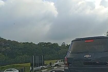 Onda de calor leva mais moradores ao Riacho grande e trânsito fica congestionado