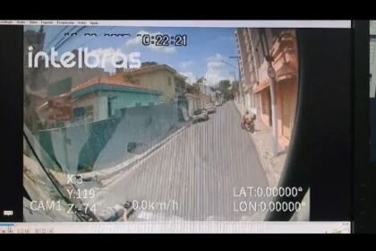 Motociclista de app com moto irregular bate na frente de ônibus em São Bernardo