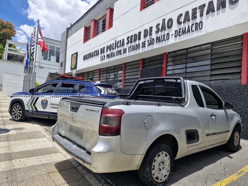 GCM de São Caetano detém homem por adulteração de emplacamento e captura procurado da Justiça
