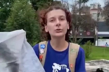 Estudantes da Etec de São Bernardo protestam contra aulas online durante onda de calor
