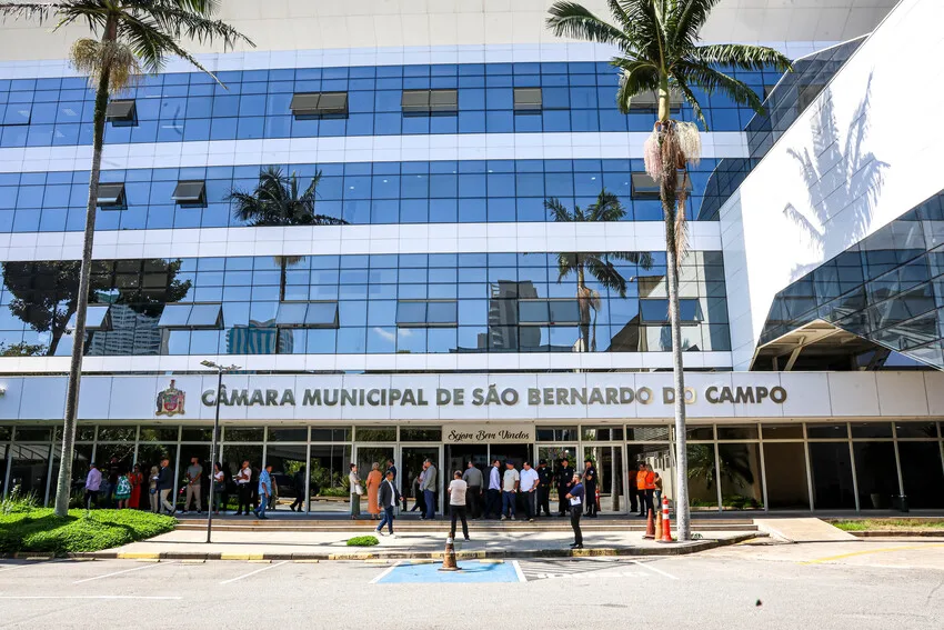 fachada da câmara de são bernardo
