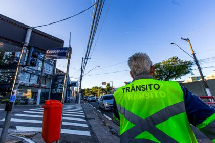 Conversão semaforizada na Av. Senador Vergueiro amplia acesso ao Jd. Copacabana, em São Bernardo