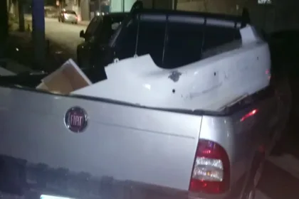 carro com entulho
