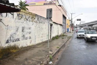Santo André interdita calçadas no trecho do Complexo Viário Santa Teresinha