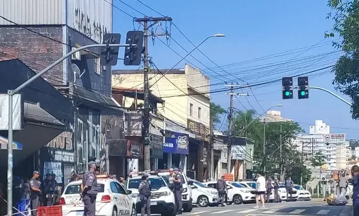 Acidente de moto em SBC: garupa morre no hospital; gêmeas estão internadas, uma delas na UTI
