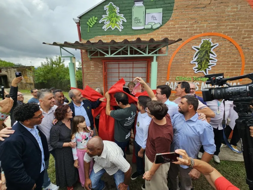 Iniciativa pioneira da Prefeitura, em parceria com a Associação Flor da Vida, atenderá, inicialmente na clínica de cannabis 50 novos pacientes por mês
