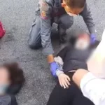 motocicleta em alta velocidade atravessou a faixa de pedestres e atropelou a duas adolescentes gêmeas de 14 anos