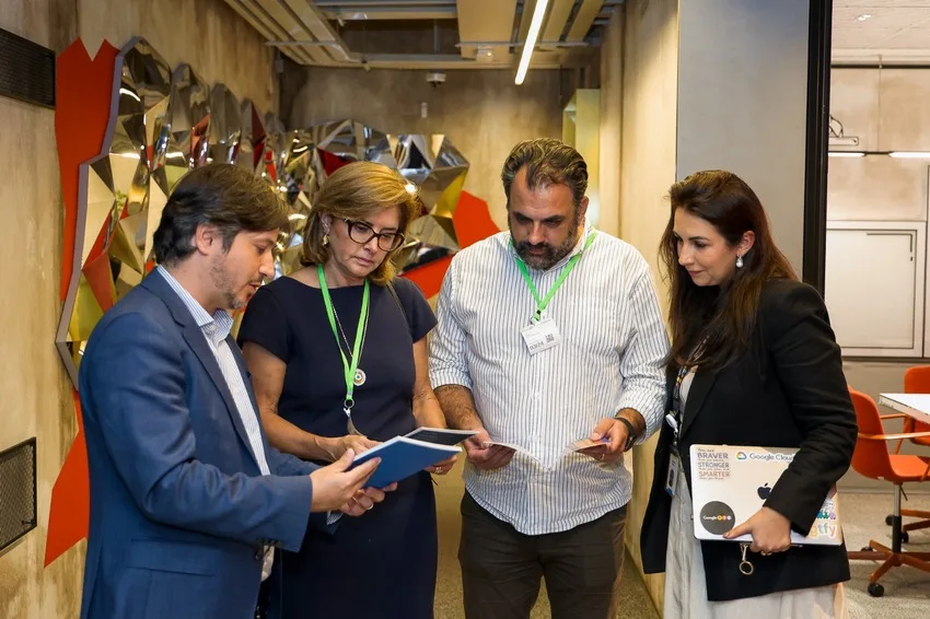 Vice-prefeita, Regina Maura Zetone, que representou o prefeito Tite Campanella no ato