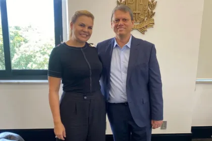 Deputada Carla Morando conquista mais três carretas para exame de mamografia no programa “Mulheres de Peito”