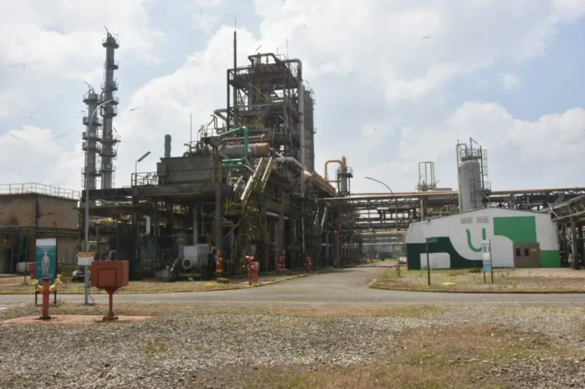 Durante a visita, Gilvan conheceu de perto a fábrica, que é líder na produção de cloro e soda e a segunda maior fabricante de PVC da América do Sul