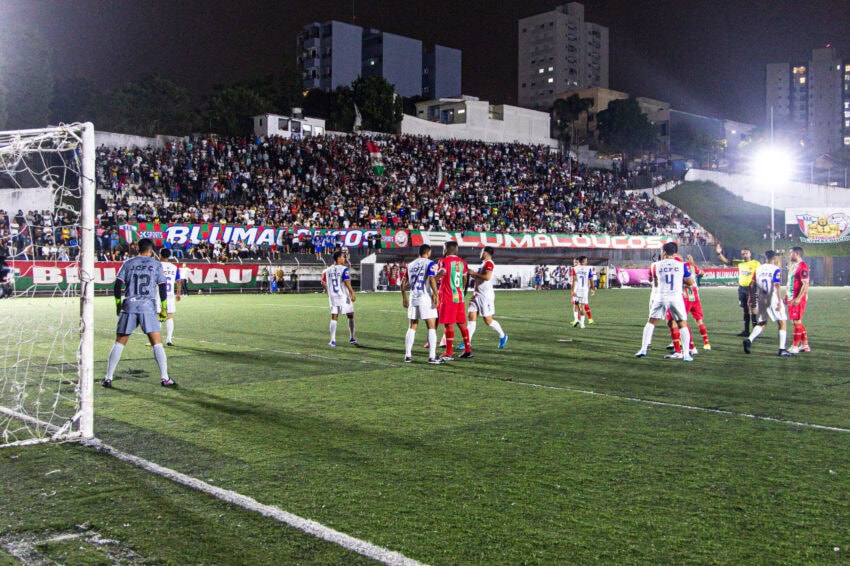 Taça das Favelas em São Bernardo reúne mil atletas e tem pontapé inicial no dia 1º de maio