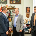 Prefeito de São Caetano, Tite Campanella, e o deputado Thiago Auricchio se reuniram com o secretário estadual de Segurança, Guilherme Derrite