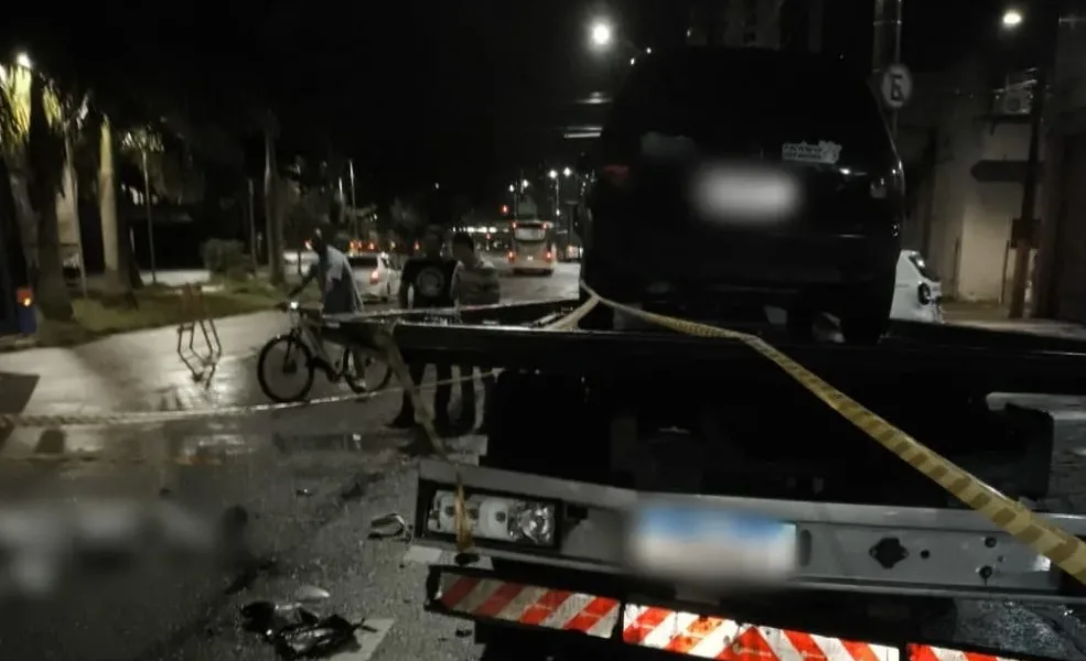 Motociclista colide com guincho e morre em Santo André