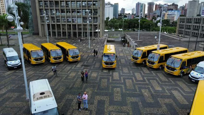 Santo André amplia frota de veículos escolares para crianças com deficiência