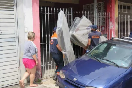 Defesa Civil de Sto.André presta ajuda humanitária a 100 famílias após fortes chuvas