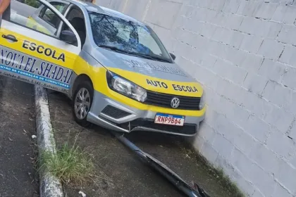 Prova do Detran termina em acidente em São Bernardo