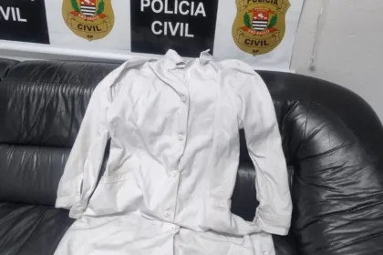 Polícia Civil apreende celular e jaleco de falsa agente de saúde em São Bernardo