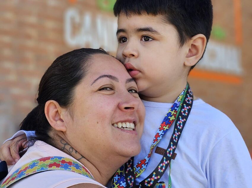 1ª Clínica Pública de Cannabis do País muda vida de mãe e filho em Ribeirão Pires. 1ª Clínica Pública de Cannabis do País muda vida de mãe e filho em Ribeirão Pires. Foto: Divulgação/PRP