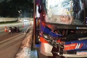 Motociclista de 37 anos morre após acidente com ônibus em São Bernardo. Foto: TV São Bernardo