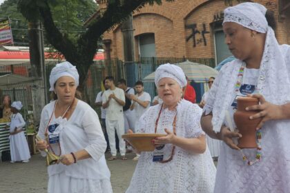 Patacori Ogum teve cortejo, caminhada e louvação pelo quarto ano consecutivo