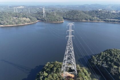 Projeto Riacho Grande: ISA ENERGIA BRASIL avança e energiza seccionamento da linha de transmissão aérea Ibiúna - Tijuco Preto*