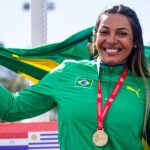 Atleta de São Caetano conquista ouro e bate recorde no lançamento de dardo no Sul-Americano da Argentina