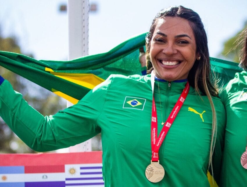 Atleta de São Caetano conquista ouro e bate recorde no lançamento de dardo no Sul-Americano da Argentina