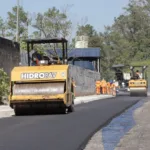 Prefeitura de Ribeirão Pires inicia asfaltamento de novo trecho da Avenida Prefeito Valdírio Prisco