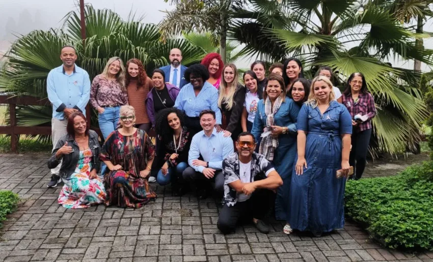 Cuidando de Quem Cuida: Encontro de Apoio às Famílias Atípicas Marca o Mês de Conscientização do Autismo