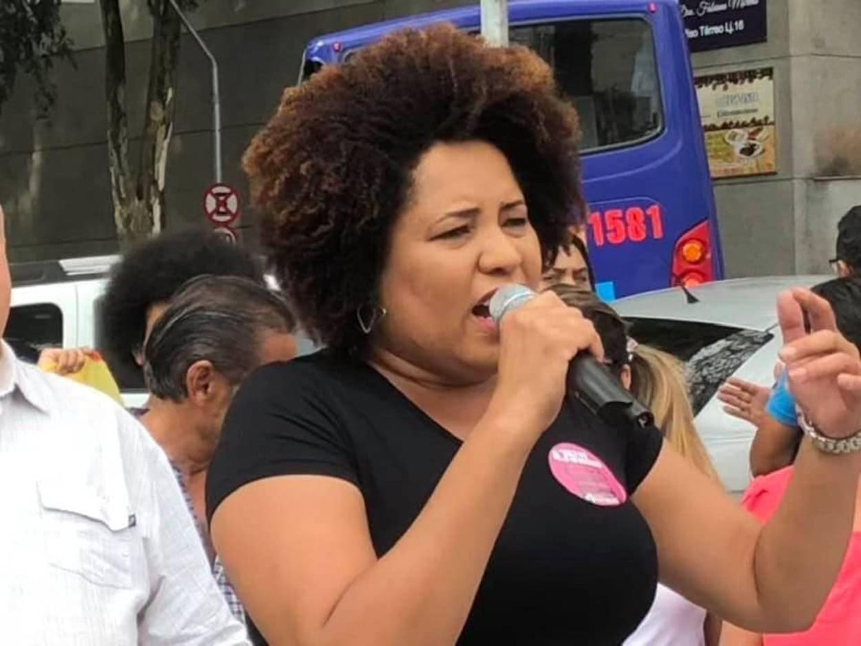 Vereadora de São Bernardo Ana Nice registra boletim de ocorrência após receber mensagens racistas em e-mail.