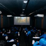 Cinema itinerante garante cultura e diversão à comunidade da Vila São Pedro