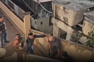 Irmãos são presos por esconderem corpo do pai em casa durante seis meses