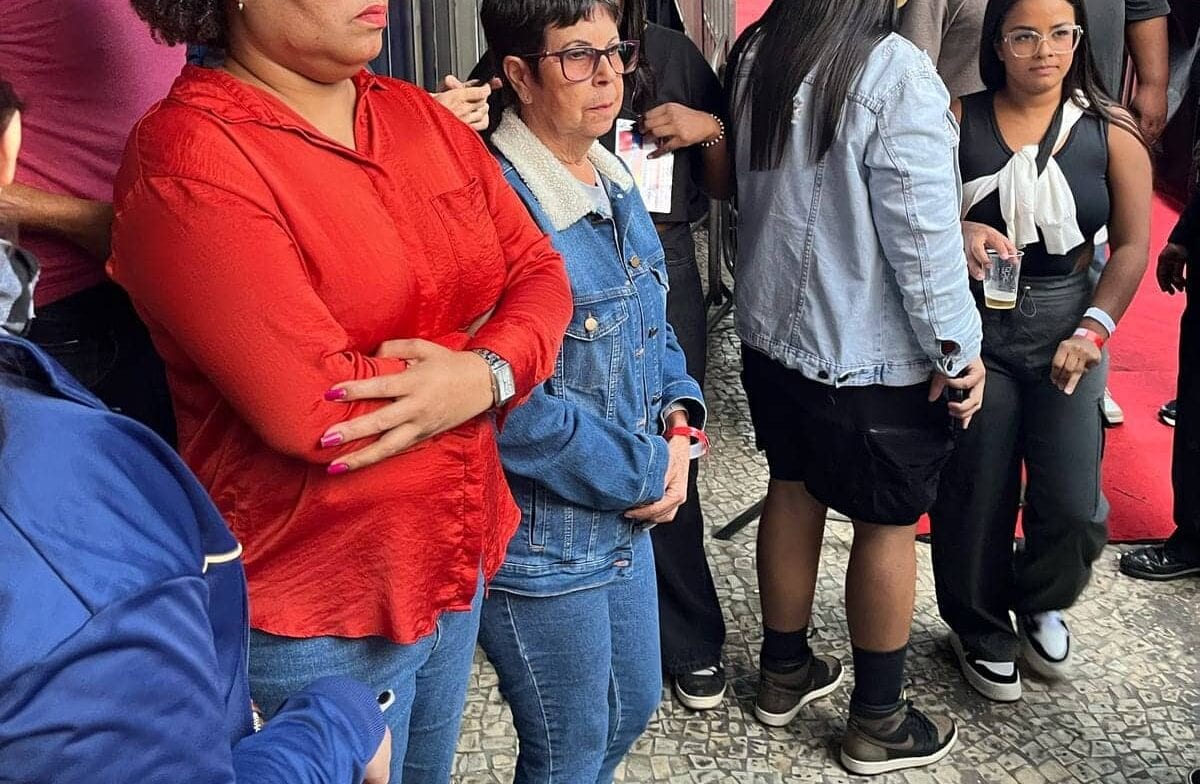Ana do Carmo é impedida de subir ao palco no 1º de Maio em São Bernardo