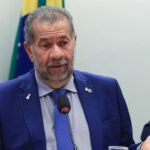 Após fraude no INSS, Lupi pede demissão do Ministério de Previdência