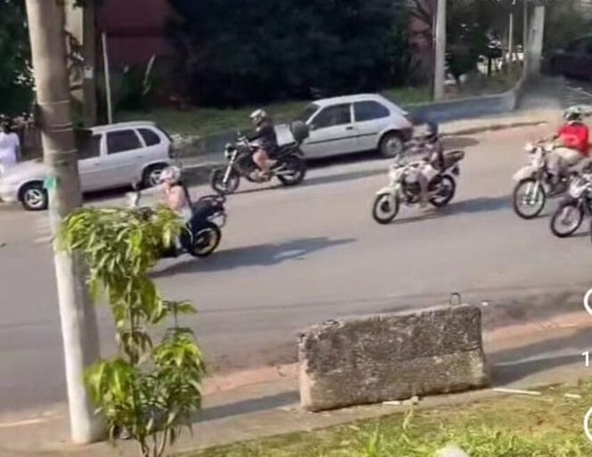 Guardas Municipais foram acionados para atender motos realizando manobras perigosas