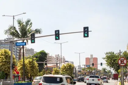 São Caetano adota tecnologia de IA do Google para otimizar semáforos