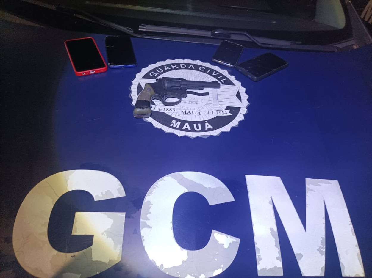 Na tentativa de abordagem, trio (dois homens e uma mulher) tentou fugir, mas foi capturados pelos guardas municipais