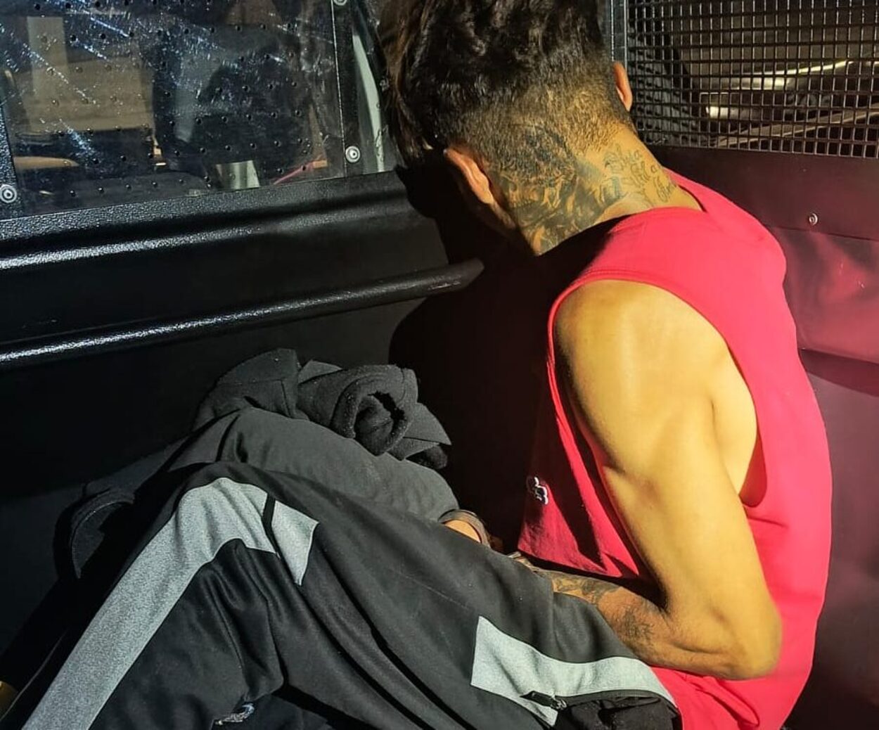 GCM de Mauá prende envolvido com tráfico de drogas no Jardim Zaíra
