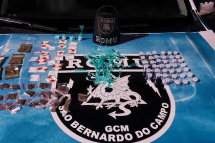 só neste final de semana foram recolhidos 232 invólucros de crack e 200 frascos de lança-perfume