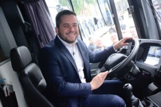 Gilvan renova frota e entrega 26 novos ônibus em Santo André