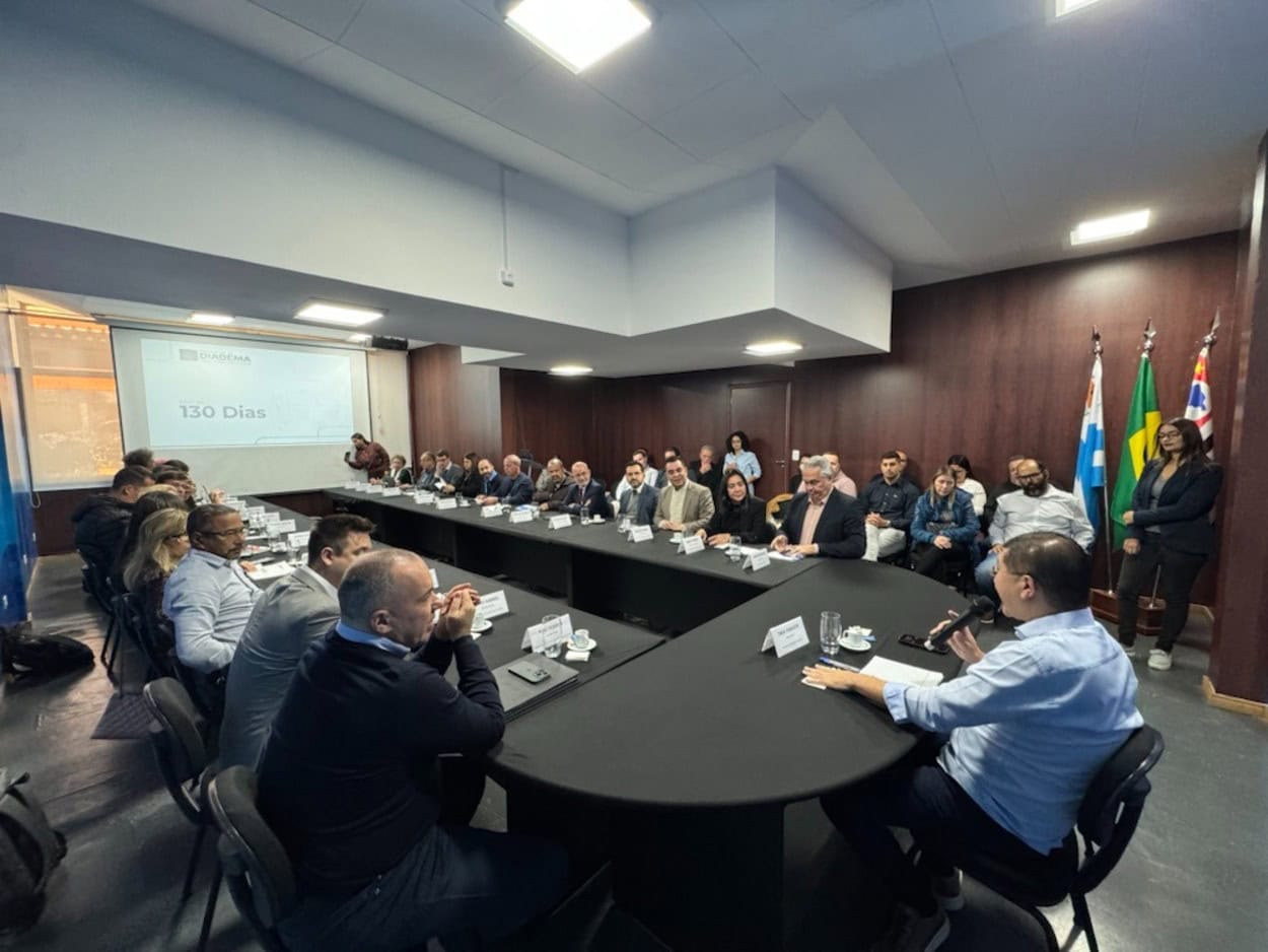 Taka Yamauchi se reuniu na manhã desta quinta-feira (29/05) com os secretários municipais, adjuntos e coordenadores para apresentação das metas de ações