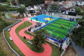 Guto Volpi entrega 8ª Praça Esportiva em Ribeirão Pires
