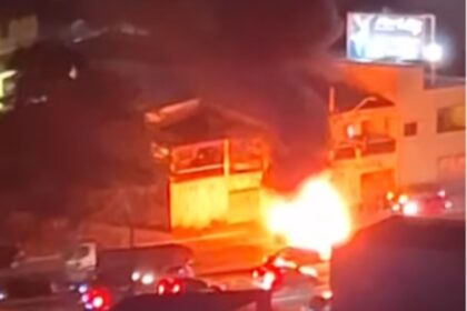 Em São Bernardo, veículo pega fogo na avenida Lions e gera trânsito