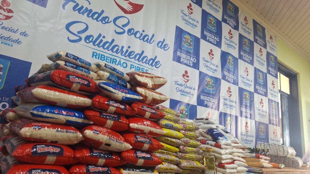 Bazar Solidário de Ribeirão Pires arrecada mais de 700 kg de alimentos em dois dias